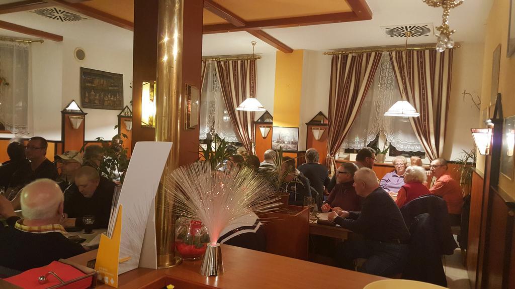 Pension Wasunger Tor Meiningen Exteriér fotografie